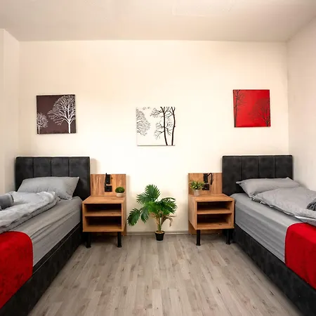 Serviceroom24 - 4 In Wlan - Smart-tv - 24-7 Check-in Und Kueche Lejlighed *