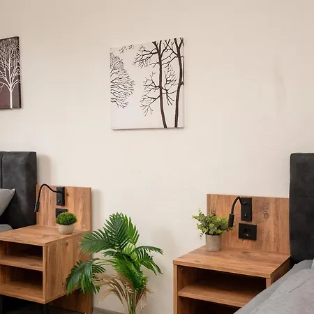 Serviceroom24 - 4 In Wlan - Smart-tv - 24-7 Check-in Und Küche Apartamento Herten (North Rhine-Westphalia)