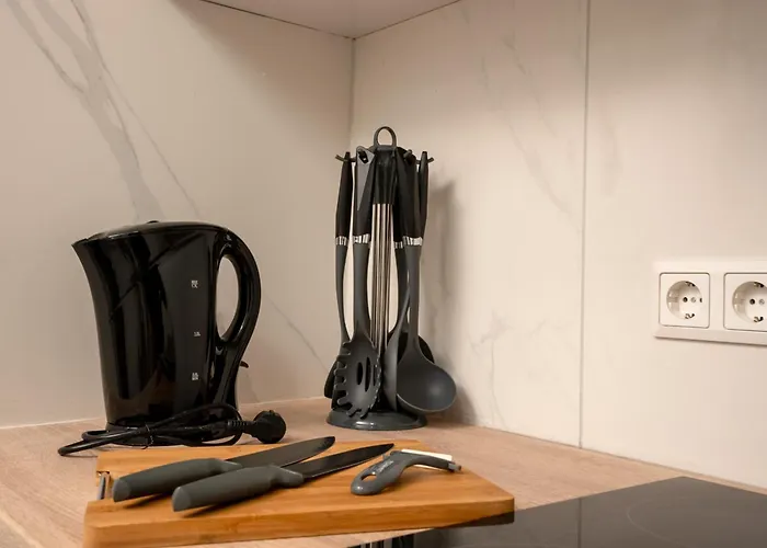 Appartement Serviceroom24 - 4 In Wlan - Smart-tv - 24-7 Check-in Und Kueche