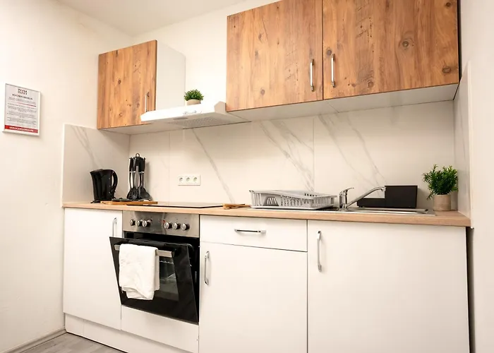 Serviceroom24 - 4 In Wlan - Smart-tv - 24-7 Check-in Und Kueche Lejlighed *